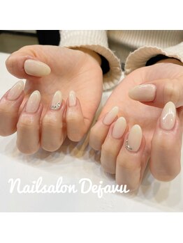 約300色から選べるワンカラー