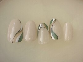 プッチ柄ネイル