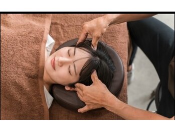 足つぼ整体 ハンドパワー 麻布十番本店の写真/頑張った自分へ。当店自慢ヘッドスパ首マッサージと足湯付きフットマッサージで贅沢を♪