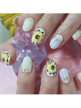 ひまわりネイル
