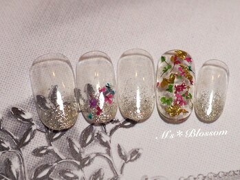 ネイルサロンアンドスクールエムズブロッサム(Nailsalon & school M's Blossom)/オフィスネイルコース