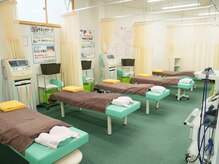 ひまわり整骨院/内観/肩こり/マッサージ