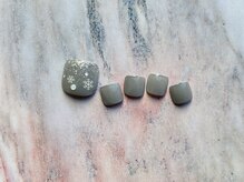 ミーム(meme)/冬フットネイル