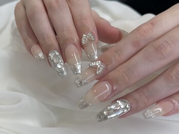 ラヴィッシュ(LAVISH)/ガラスフレンチ×埋め尽くし