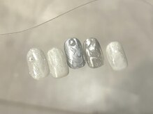 ラクネイル 浦和店(raku nail)/ホワイトシルバーニュアンス