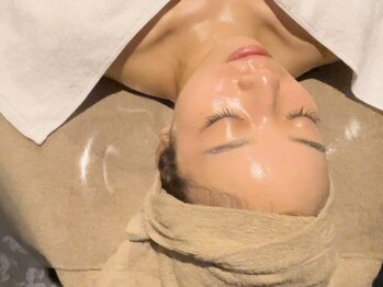 インチャント 四万十店(enchant)の写真/《プロの肌分析×豊富なメニュー》肌状態に合わせたオーダーメイド施術で結果を実感◎透明感UP&発光艶肌に!