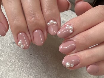 マイネイル(my nail)の写真/肌がきれいな印象へ☆パールとベージュのシンプルネイルでオフィスも日常も上品に♪
挿入