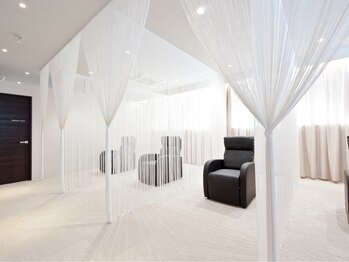 医療提携サロン プルメリア 久留米上津バイパス店(PLUMERIA)/店内の様子