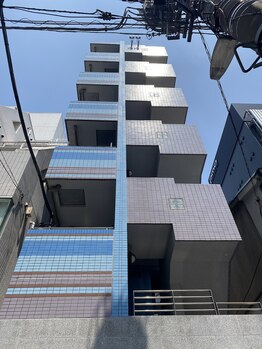 サロン ド サブ(Salon de SAB)/こちらのビルの4階がサロンです