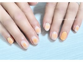 オレンジ チーク