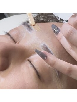 ゴリラアイブロウ 函館店/清潔感は眉毛で決まる。
