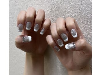 ジェイノヴァール(Jnovart)/