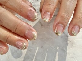 マグネット×ラメグラで煌めきを