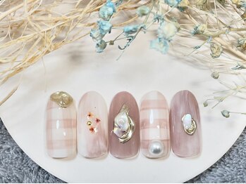 ネイルルームシャイン/