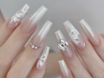 サロン ド ルネ(Salon de Lune)