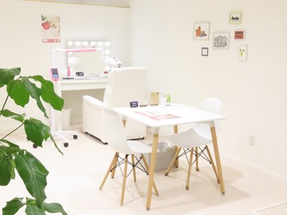 エクシアホワイト 北24条駅前店の写真