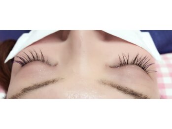 美容室さろんどふじた/子育て世代のナチュラルマツエク