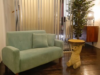 フルシュカ(HRUSKA)/お客様をお出迎え♪