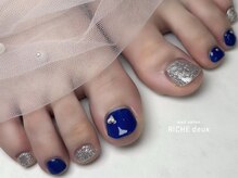 リッシュ ドゥ(RICHE deux)/ブルー×シルバーネイル