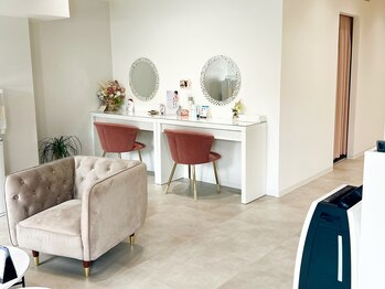 サロン ド ワイシス(Salon de ysis)