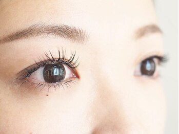 ニーナ(nina)/上下マツエク[弘前]