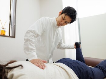 さき鍼灸整骨院の写真/≪江戸時代から続く鍼灸師の家系≫日本で希少◎【運動鍼×骨軸整体】国家資格を持つ院長が施術。