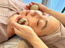 温香(onka)/お顔にもホットストーン