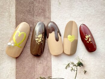 ターラ(Tara)/とろけるチョコソースネイル