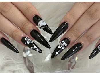 ルノン 獨協大学前店(LUNON)/黒ワンカラー