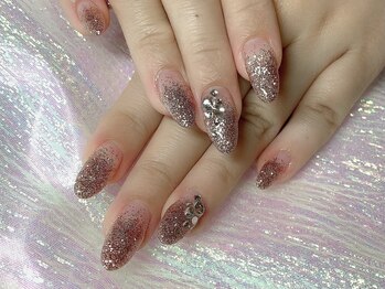 カットアンドスタイル クラウン(Cut & Style Clown)/ジェルやり放題 ［横浜/横浜駅］