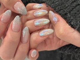 うるうるキラキラネイル