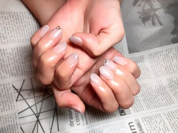 ピピランチェ(PIPIRANCHE)/グラデーションネイル