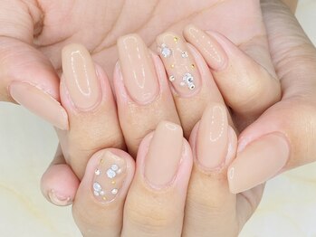 アッサンブレ(Assembler)/シンプルビジューネイル