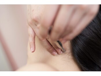 シンメトリー 仙台店/頚椎から整える小顔・美顔☆
