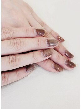 エステティックサロン メイクアップ/似合わせジェルネイル