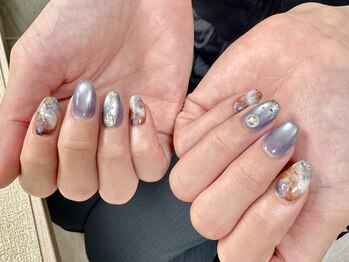 ヒラソルネイル(Girasol nail)/プレミアムコースデザイン