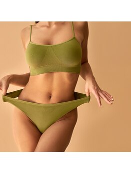 ブルーロワーズ(bluerois)の写真/初めてのVIO脱毛もお任せ◎一人ひとりの様子を確認しながら丁寧に施術するので、不安な方にもおすすめ♪
