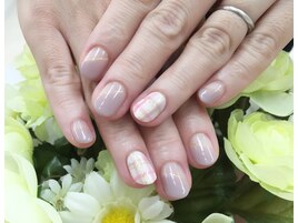 チェック柄☆グレージュフレンチ