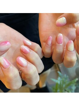 ネイルズ ララ(nails Lala)/桃ネイル。