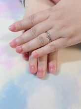 The ネイルサロン/パール付きワンカラー