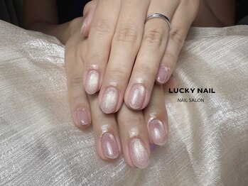 ラッキーネイル(LUCKY NAIL)/