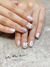 ユヌネイル(une nail)/