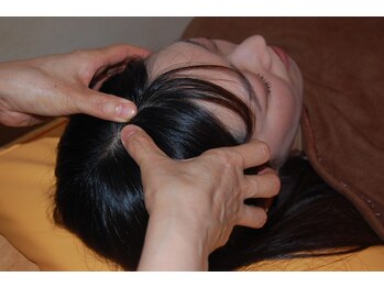 リラクゼーション幸/【施術風景】ドライヘッドスパ