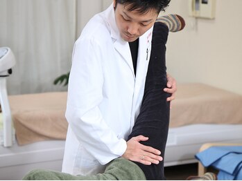 さくら通り美容整体院の写真/身体の歪みを整え、デニムやスカートをきれいに履きこなせる美脚へ導きます＊まずはカウンセリングから！