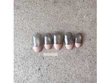 ゼロハチイチ(081)の雰囲気（少し春っぽく♪でも可愛くなりすぎないデザインです）