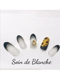 ヒョウ柄ネイル￥6264(込)