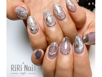 リリネイル(RiRi Nail)/ジェルつけ放題