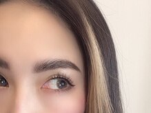 レイラ 四条烏丸(Rayla)/【ハリウッドブロウリフト眉毛】