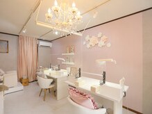 ネイルサロン マルコ(nail salon MARCO)の雰囲気（白基調の可愛い店内♪半個室でコロナ対策も努めてます！）