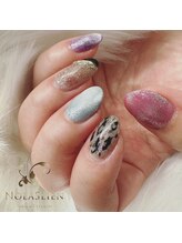 ノーラスリエン(Nolaslien)/マグネットネイル 氷ネイル